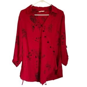 Soft Surroundings Red Pagoda Lantern All Over Pattern Asymmetrical Shirt Size M